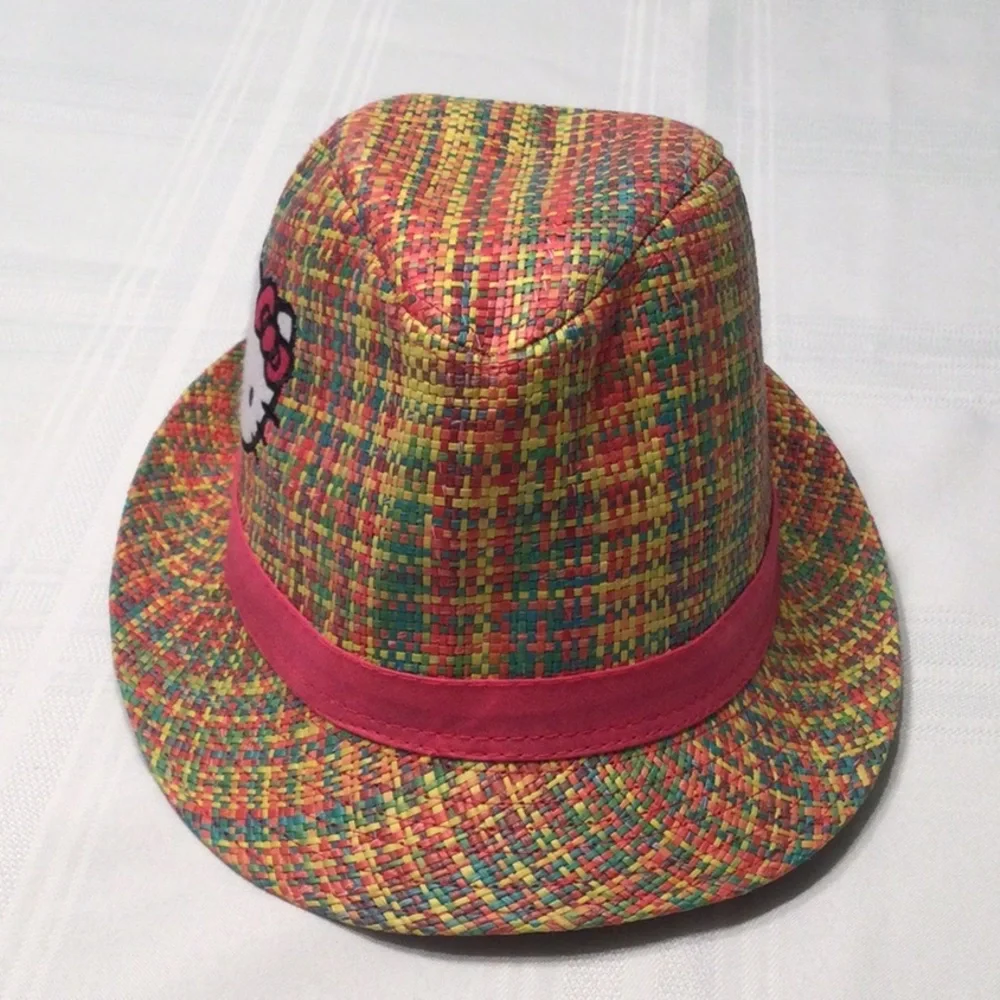 Hello Kitty 100% Paper Hat​